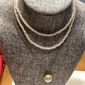 Goldtone Chain Necklace with Faux Mabe  Pearl Pendant